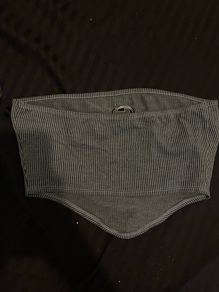 Gri crop top - Görsel 2