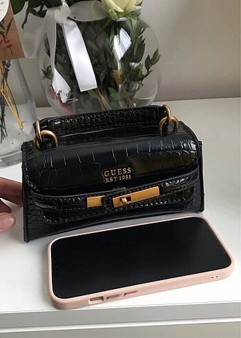 Guess Çanta