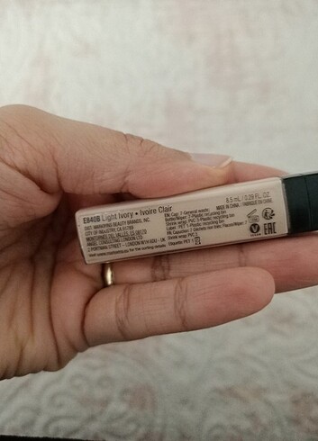 Wet n wild Göz altı kapatıcısı concealer