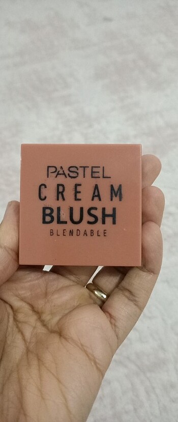 Pastel krem allık 