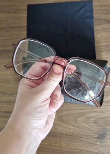 Prada Şeffaf Bej Kadın optik UZAK Gözlüğü -2.5 Numara- Miyop Gözlük.