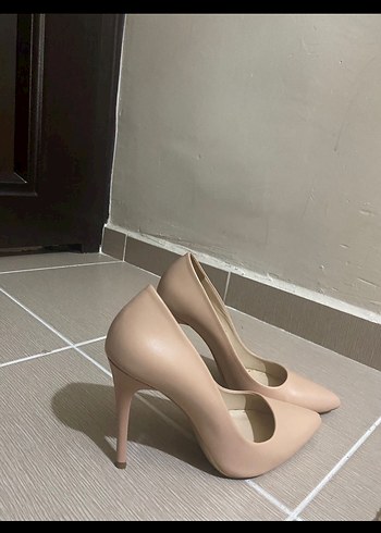 Kadın Bej Deri İnce Topuklu Stiletto - Görsel 2