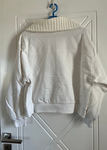 s Beden beyaz Renk Fermuarlı Yüksek Yaka Beyaz Sweatshirt