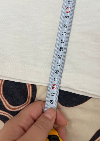 l Beden beyaz Renk Kadın Beyaz Nakışlı Kısa Kollu Tişört