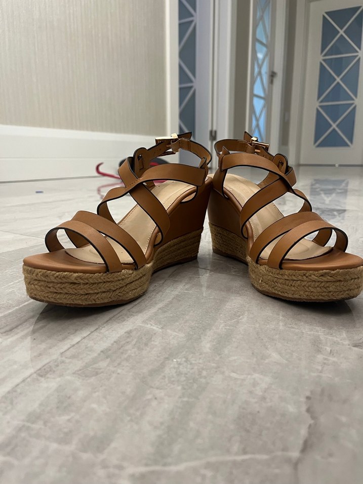 Derimod Dolgu Topuklu Sandalet - Görsel 3