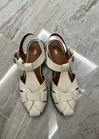 38 Beden Zara Sandalet
