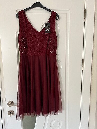 Bordo kısa abiye elbise - Görsel 5