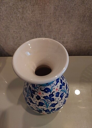 Kütahya Porselen THY logolu el çalışması vazo özel üretim