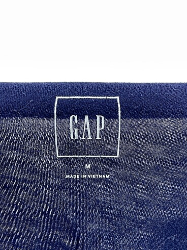 m Beden lacivert Renk Gap T-shirt %70 İndirimli.