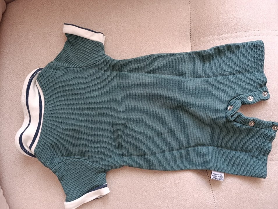 Düğmeli Yeşil Erkek Bebek Kısa Kollu Tulum - Görsel 2