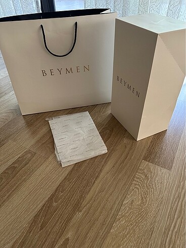 Beymen Alışveriş çantası ve hediye kutusu ve kurdelesi