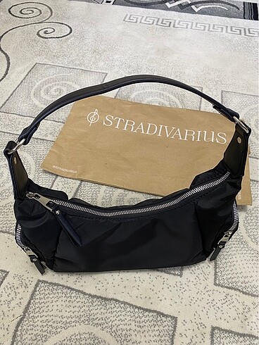 Beden Stradivarius Kol Çantası