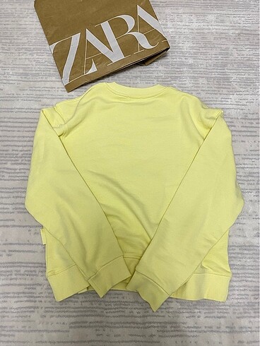 s Beden Zara Sweatshirt