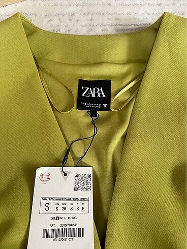 Zara Zara kemerli vücuda oturan blazer ceket