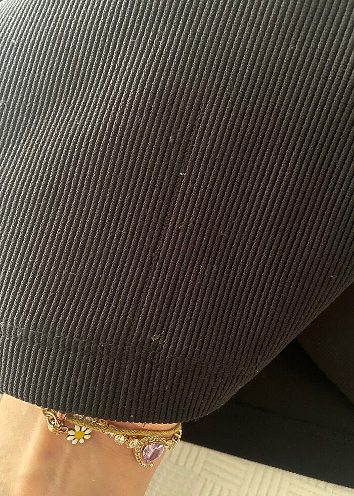 Siyah crop - Görsel 4