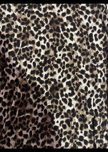 Kahverengi Leopar Desenli Boğazlı Bluz - Görsel 2