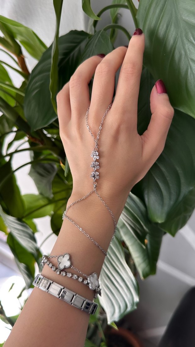 Çiçek Detaylı Zincirli Kadın El Zinciri - Görsel 3