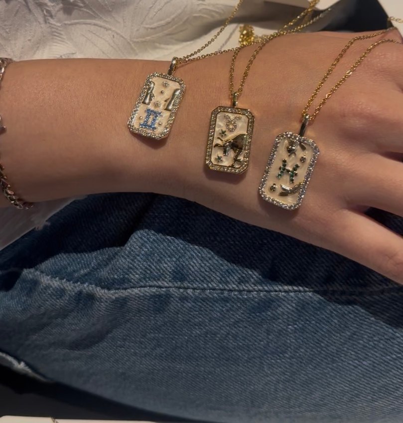 Altın Renkli İşlemeli Boncuklu Midi Kolye - Görsel 2