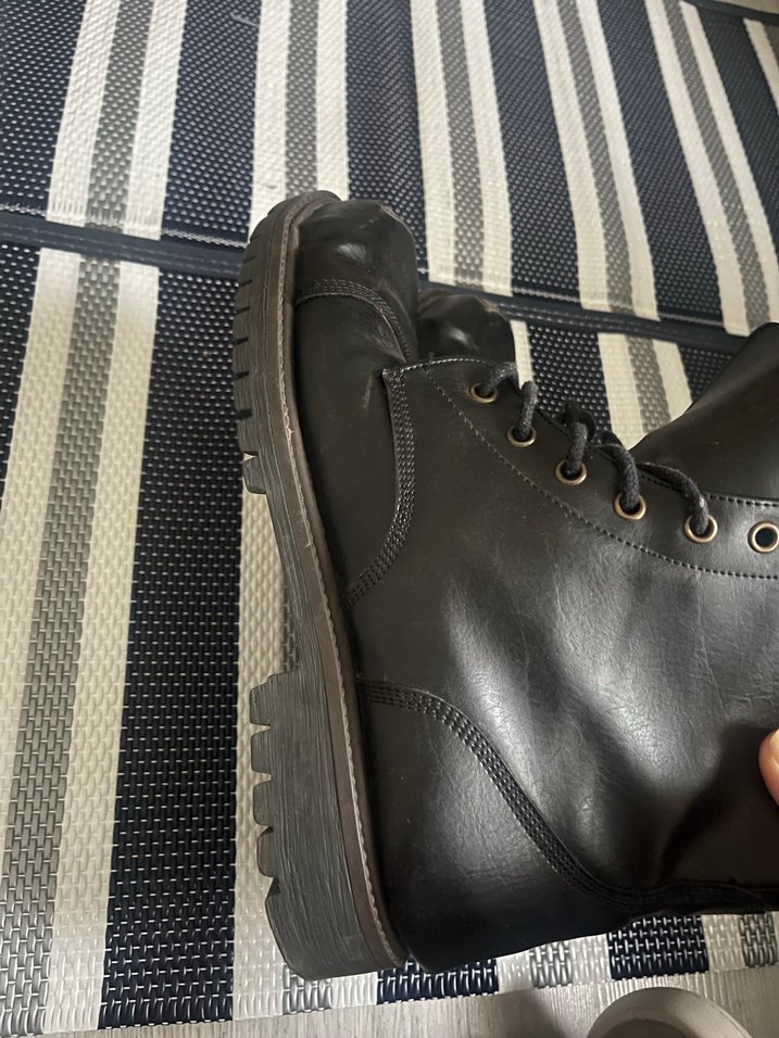 Siyah Bağcıklı Erkek Bot postal - Görsel 4