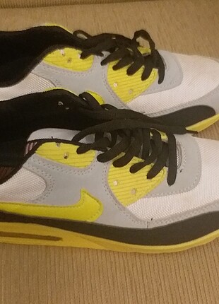 Nike Air Max spor ayakkabı