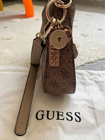  Beden kahverengi Renk Guess çanta