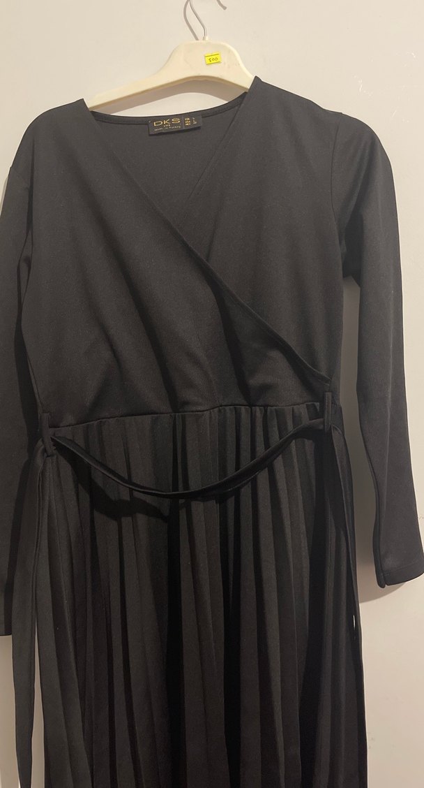 Siyah Uzun Pilili V Yaka Kadın Elbise - Görsel 2