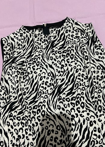 Zebra Desenli Uzun Kolsuz Elbise - Görsel 2