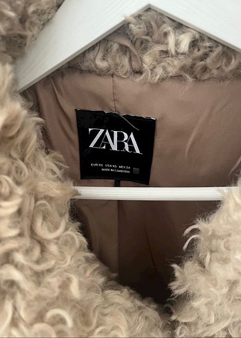 Zara Bej Kadın Yün Detaylı Peluş Ceket Zara