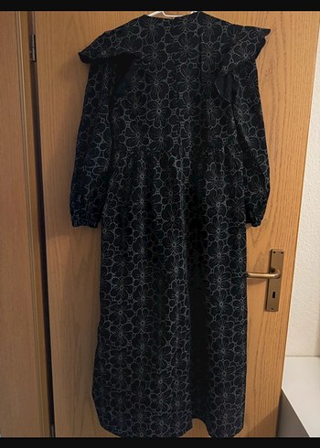 36 Beden Uzun Kollu Siyah Nakışlı Gotik Elbise