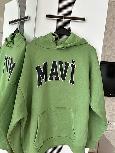 Mavi sweat