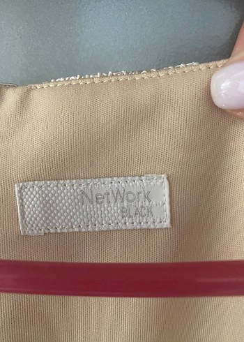 Network Klasik Dantel Detaylı Bej Midi Elbise