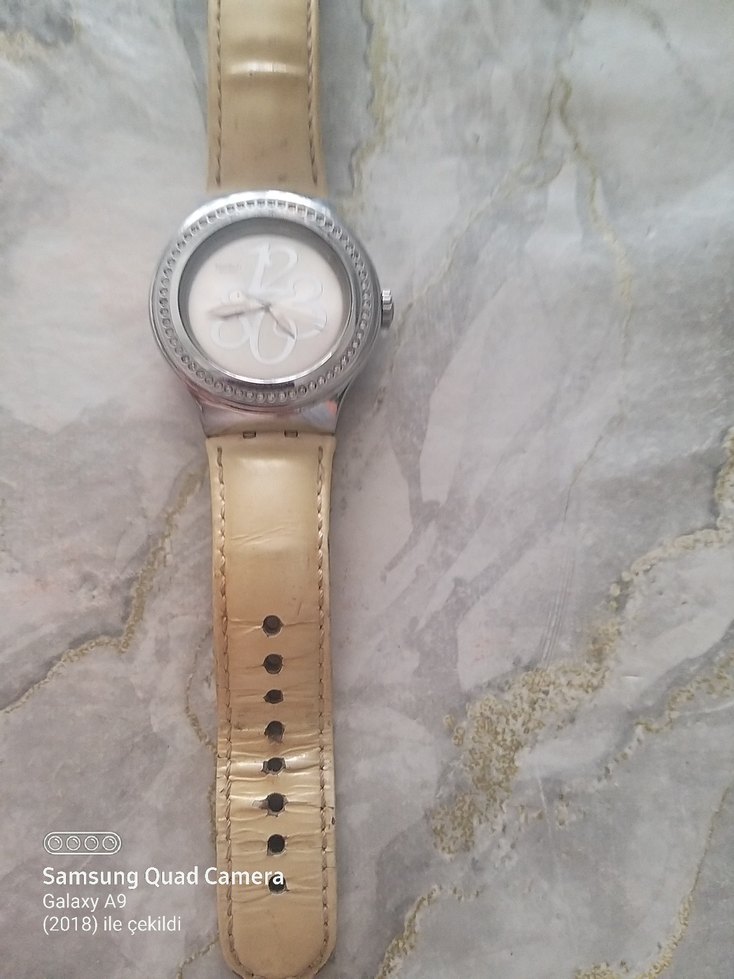 Swatch Kadın Bej Saat - Görsel 3