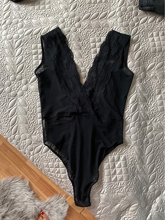 Dantelli çıtçıtlı body
