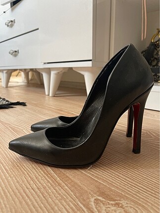 Markasız Ürün Stiletto