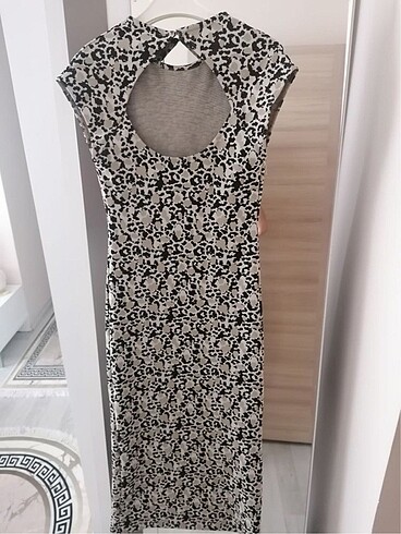 36 Beden zara midi streç leopar elbise