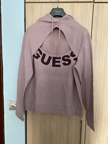 Guess sweat