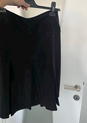 Siyah Süet Pileli Etek - Görsel 6