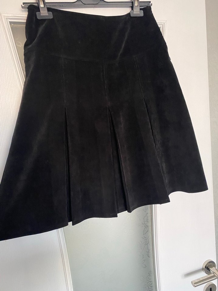 Siyah Süet Pileli Etek - Görsel 2