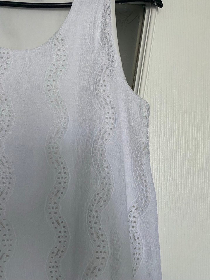 Dantel Detaylı Beyaz Kolsuz Midi Elbise - Görsel 3