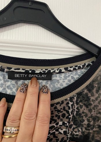 Gri Yılan Desenli Kadın Triko Bluz - Görsel 5