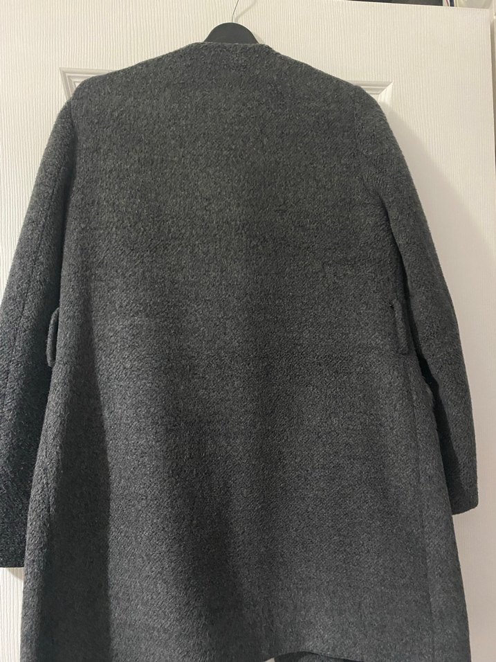 Koyu Gri Peluş Cepli Kaban - Görsel 5