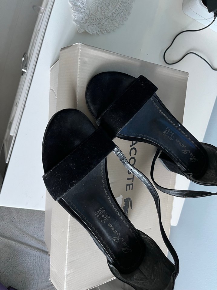 Siyah Yılan Desenli Dolgu Topuklu Kadın Ayakkabı - Görsel 3