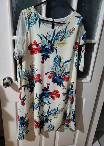 Çiçek Desenli Midi Bohem Elbise - Görsel 3