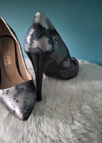 Gri Deri Yılan Desenli Topuklu Stiletto - Görsel 2