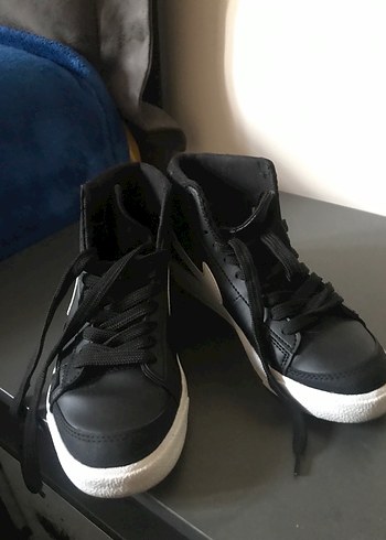 39 Beden siyah Renk Siyah Beyaz Nike Spor Ayakkabı