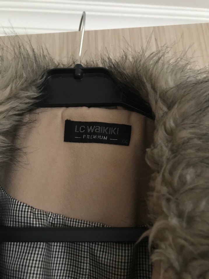 Kürklü Bej Kadın Midi Kaban - Görsel 4