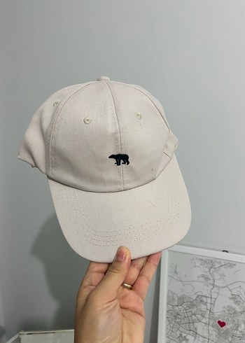Bej Minimalist Kadın Şapka