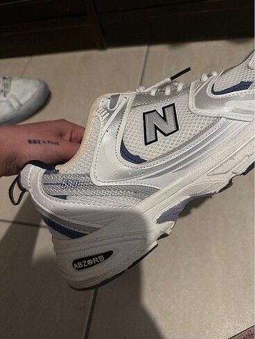 44 Beden beyaz Renk NEW BALANCE 530