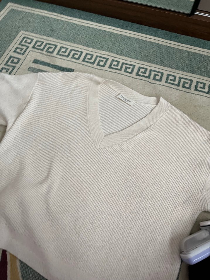 Bej V Yaka Kadın Triko Kazak - Görsel 2