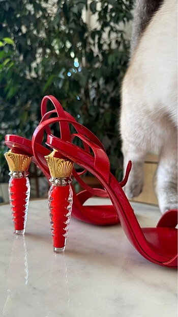Christian Louboutin christian louboutin topuklu